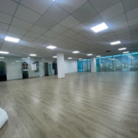 Cho Thuê Văn Phòng 250M2 Mặt Tiền Nguyễn Xí Đoạn 2 Chiều