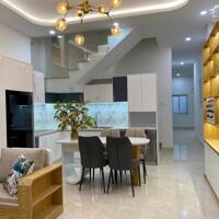 Bán nhà góc 2 mặt tiền đường Chí Linh, p. Phước Hoà, tp. Nha Trang dt 101m2 Giá 6,9 Tỷ