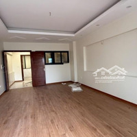 Cổ Linh-Phố Trạm Diện Tích: 66M2 , Dân Xây Kcbt Chắc Chắn ,Ô Tô Tải Tránh Đỗ Cửa Chỉ 16.6 Tỷ