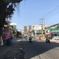 Nhà Mặt Tiền Giáp Đường Phạm Văn Đồng Và Quốc Lộ 1A,Diện Tích879M2, Ngang 15M, Chỉ 65 Tỷ