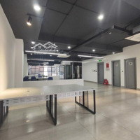 Văn Phòng Full Nội Thất Mặt Tiền Cộng Hòa,Diện Tích160M2, Lầu 6