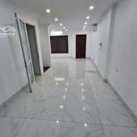 Cho Thuê Nhà Liền Kề 90 Nguyễn Tuân.diện Tích70M2, 5T, Thông Sàn, Thang Máy, Đh, Nhà Đẹp 39 Triệu