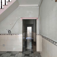 Nhà Trọ Cho Thuê 64M2 Gần Trường Học, Gần Chợ, Gần Bách Hóa Xanh. Hẻm An Ninh