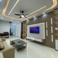 Hiếm Có! Nhà Mới Keng Phố Hoàng Văn Thái, 43M², Tiện Ích Ngập Tràn, Chỉ 9.5 Tỷ!