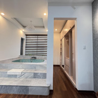 Bán Siêu Phẩm Biệt Thự Nội Thất Cao Cấp Mới 100% Vị Trí Đẹp Tại Đà Nẵng