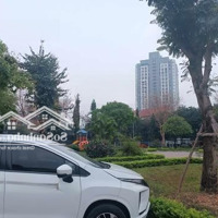 Siêu Phẩm Biệt Thự - Lô Góc - Gần Starlake - Nghĩa Đô - Vị Trí Đẹp - 330M2 - Mt: 20M - Kinh Doanh