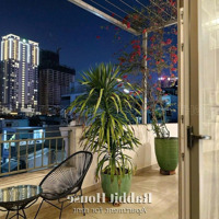 Căn Penthouse Sang Xịn Mịn Nằm Ngay Trung Tâm Quận 1, Gần Sát Phố Tây, Chợ Bến Thành, Dinh Độc Lập