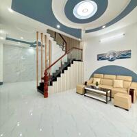 BÁN NHÀ 1T1L đúc, TRỤC CHÍNH HẺM THÔNG, cách MT Trần Nam Phú chỉ 30m