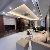 Nhà Đẹp Hót Nhất Ngọc Thuỵ. Lô Góc. Thang Máy Nhập Khẩu Hiện Đại. Vị Trí Vàng Trong Phố Ngọc Thụy