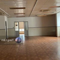 Cho Thuê Văn Phòng Phố Xuân Thuỷ Ngay Đại Học Sư Phạm Diện Tích 220M2 Giá Thuê Chỉ 42 Triệu