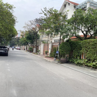 Vợ Chồng Tôi Cần Bán Gấp Căn Biệt Thự Lô Góc 3 Mặt Tiền - Làng Việt Kiều Châu Âu !