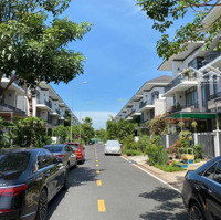 Cần Cho Gấp Nhà Phố Lavila , Diện Tích 6X17,6 Nhà Full Nội Thất Cao Cấo, Giá Bán 20 Triệu / Tháng