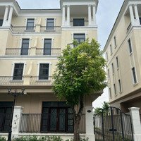 Biệt Thự Song Lập Đảo Dừa Đối Diện Bể Bơi 4 Mùa!