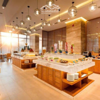 Bán Khách Sạn 4 Sao Trung Tâm Phố Tây View Biển Đạt Chuẩn 4*- Doanh Thu Khủng 1.5 Tỷ/Tháng