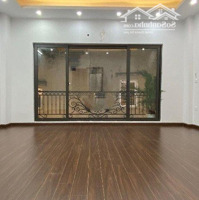 Cho Thuê Nhanh Nhà Siêu Đẹp Tại Vạn Phúc - Vạn Bảo,Diện Tích80M2 X 5 Tầng, Ô Tô Đỗ Cửa.giá Thuê 20 Triệu/Th