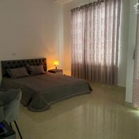 Cho thuê nhà phố Văn Cao, DT: 63m2, 3 phòng ngủ full đồ.