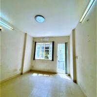 CHỈ 7 TỶ X CÒN TL - HẺM XE HƠI KINH DOANH QUẬN 10 - SÁT MẶT TIỀN - DT 3.8*10M 4 TẦNG ĐÚC