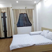 Bán Nhà Phạm Văn Đồng Diện Tích 35M2 - Nhà 5 Tầng - Giá Chỉ Nhỉnh 6 Tỷ Tặng Full Nội Thất