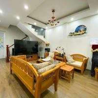 Bán Nhà Mặt Phố Mễ Trì Thượng. Garage Ô Tô. Kinh Doanh Sầm Uất Ngày Đêm