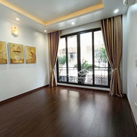 Giá Đầu Tư. Bán Nhà 5 Tầng 113M2 Nguyễn Văn Cừ, Cho Thuê 20 Triệu/Tháng. Giá Bán 12.95 Tỷ