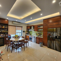 Phố Vip Đống Đa, Vỉa Hè Kinh Doanh Dòng Tiền 50M2 Mặt Tiền 5,6M 5 Tầng 27 Tỷ