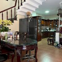 Cho thuê Villa, D2 P25 Bình Thạnh, 8x14m, lầu 1 + lầu 2, đủ nt, 35tr
