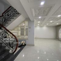 Villa Mặt Tiền Trường Sa, P2 - Dt: 10X17M, Vuông Vức 155M2 - Hầm + 4 Tầng, 5 Pn - Chỉ 45 Tỷ Tl