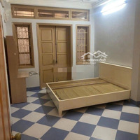 Cho Thuê Nhà Phân Lô Trung Yên 11, 130M2 X5T