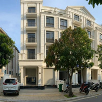 Bán Nhà Phốdiện Tích96M2 Giá Tốt Chỉ 17 Tỷ Bao Hết - Vị Trí Đẹp Tại Trung Tâm Vinhomes Grand Park