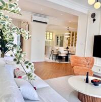Cho thuê căn hộ cao cấp GrandView, Phú Mỹ Hưng Quận 7 158m2 nhà mới 100%, giá 2500$