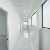 Căn Hộ 2 Phòng Ngủbancol - Thang Máy - Full Nội Thất 75M2 - Đi Bộ Đến Vlu