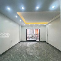 Bán Nhà Siêu Víp Xây Mới Có Thang Máy Phố Nguyễn Đình Hoàndiện Tích40/45M2 Giá Bán 17,5 Tỷ