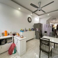 Bán Nhà Bồ Đề 3 Bước Ra Hồ Điều Hoà- Diện Tích: 58M2 Thiết Kế Đẹp 4 Phòng Ngủ-5Wc-Không Khí Trong Lành