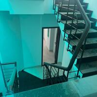 Bán nhà 76m2, HXT, 5 tầng, 4PN, 5WC, đường Đào Duy Anh, P9.