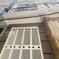 Bán Nhà Dương Quảng Hàm 44M-5 Tầng-Mặt Tiền3.6M- 12.5 Tỷ, 2 Mặt Thoáng Ô Tô Cách 10M Trung Tâm Cầu Giấy
