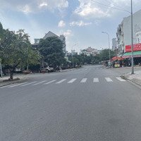 Bán Nhà Góc 2 Mặt Tiền Gần Phạm Văn Đồng