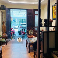 Hàng Cực Hiếm - Bán Gấp Phố Duy Tân, Ôtô Tránh, Kinh Doanh Ngon: 100M2/ 4Tầng Chỉ 39.8 Tỷ