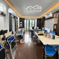 Lô Góc Thái Hà, Gần Rạp Phim Quốc Gia: 40M X 6T Thang Máy, Mặt 5M, Ở Sướng/ Văn Phòng Công Ty.