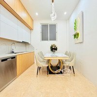 Siêu Phẩm Nhà Đẹp 3 Mặt Thoáng Gần Phố Kim Mã Chỉ 10.6 Tỷ!