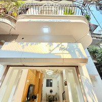 Siêu Phẩm Nhà Đẹp 3 Mặt Thoáng Gần Phố Kim Mã Chỉ 10.6 Tỷ!