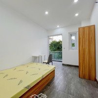 Căn Hộ 2 Phòng Ngủ Cao Cấp Mới Khai Trương Rộng 80M2 Full Nội Thất Ban Công Dọn Vào Ở Ngay
