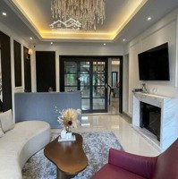 Villa Compound Thảo Điền Đẹp Sang Trọng Mà Giá Rẻ Như Nhà Phố Đây