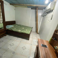 Cc Cho Thuê Nhà C4 -2 Ngủ 1 K 1 Bếp 1 Vs - Sân Để Xe Riêng Rộng Chỉ 3, 5 Triệu/ Th. Ở Trương Định