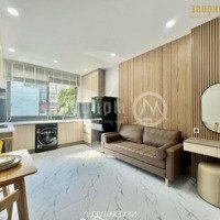 Căn Hộ 1 Phòng Ngủthiết Kế Sang Trọng, Nội Thất Hiện Đại Kèm Máy Giặt Riêng, Không Gian Ấm Cúng Tiện Nghi