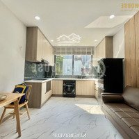 Căn Hộ 1 Phòng Ngủthiết Kế Sang Trọng, Nội Thất Hiện Đại Kèm Máy Giặt Riêng, Không Gian Ấm Cúng Tiện Nghi