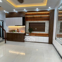 Nhà Nằm Mặt Ngõ Phố Thụy Khuê Kinh Doanh Được