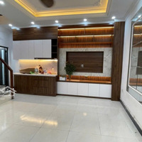 Nhà Nằm Mặt Ngõ Phố Thụy Khuê Kinh Doanh Được