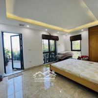 Biệt Thự Villa 3 Mặt Tiền - Mặt Đường Đôi 40M, View Hồ Công Viên,Diện Tích170M2X4T,Mặt Tiền24M, Giá Bán 55 Tỷ