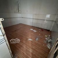 Bán Nhà Cấp 4 Chính Chủ. Tân Kim - Cách Q1 40P Lái Xe - Nhà Hẻm Ba Gác - Cách Ql50 15M. Giá 800 Triệu