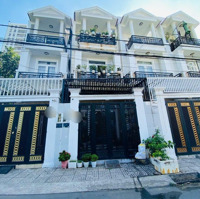Nhà Ngay Chợ Thủ Đức -Hẽm Xe Hơirộng Rãi - Nhà Đẹp Xdkc - Chỉ Nhỉnh 6 Tỷ Còncó Thương Lượngcc